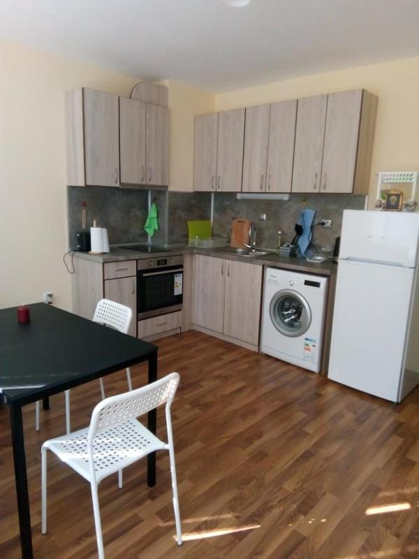 דירות בורגאס Cozy Apartament Naydenov מראה חיצוני תמונה